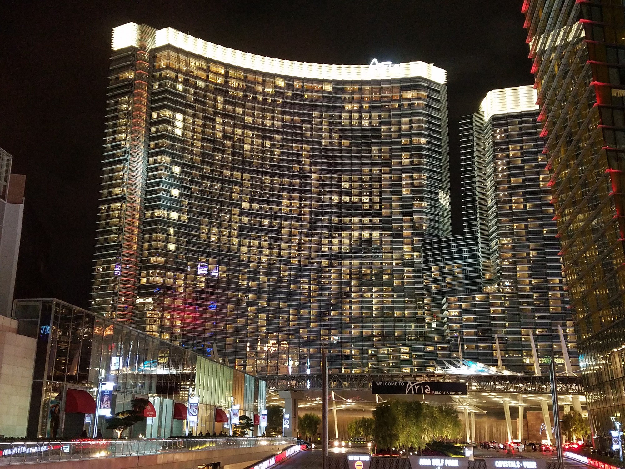 Randy住宿紀錄] Aria Resort & Casino, Deluxe King Room 艾莉亞賭場渡假酒店豪華大床房| TripPlus