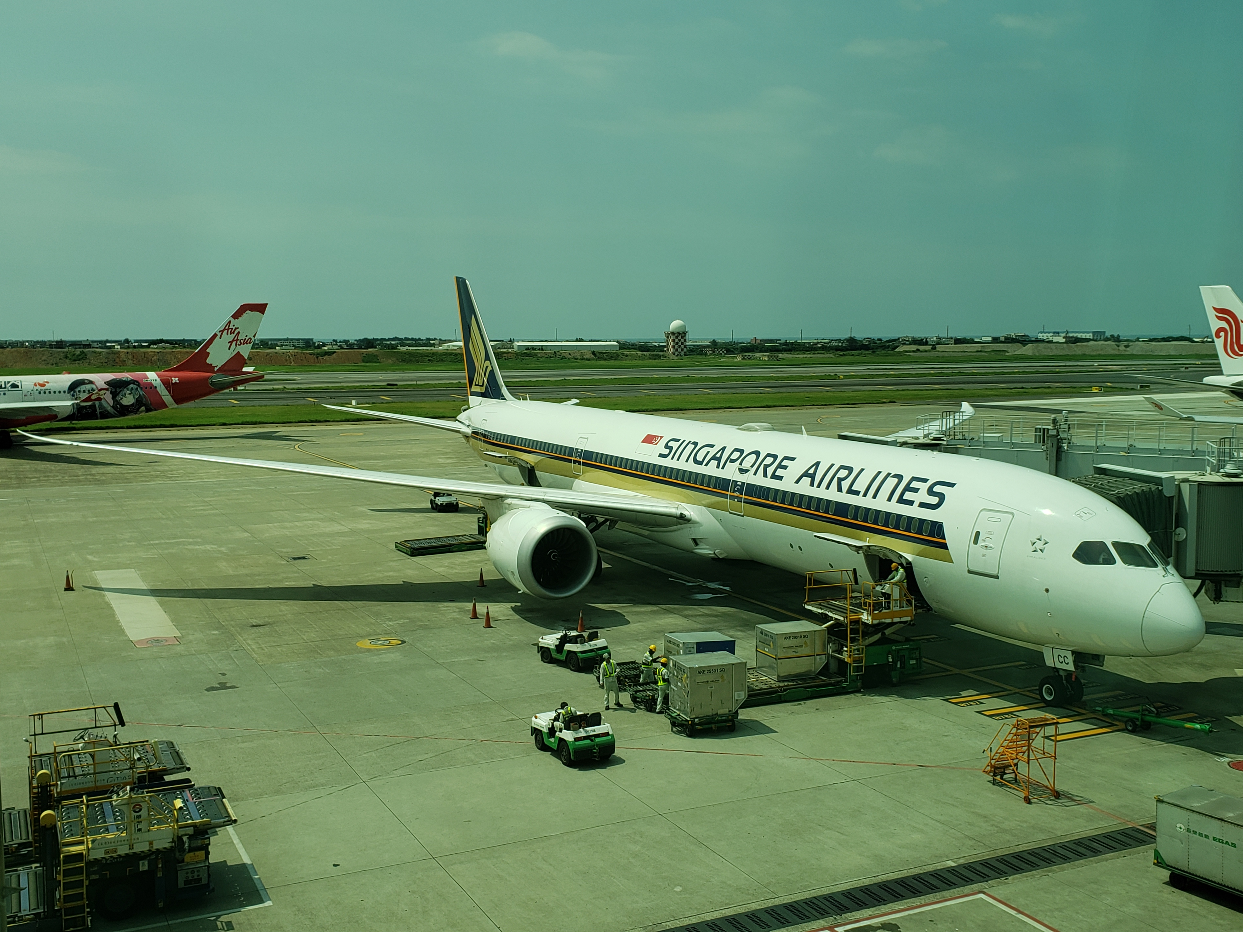 Randy飛行紀錄] Singapore Airlines Business Class 新加坡航空商務艙／TPE～SIN～BKK 台北～新加坡～曼谷（Boeing  787-10機型） | TripPlus