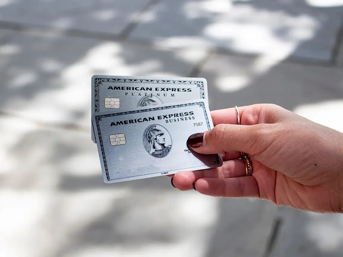 新手專區] 我應該在年費調漲前，申請加拿大美國運通(Amex Canada) 的白金卡／商業白金卡嗎？ | TripPlus