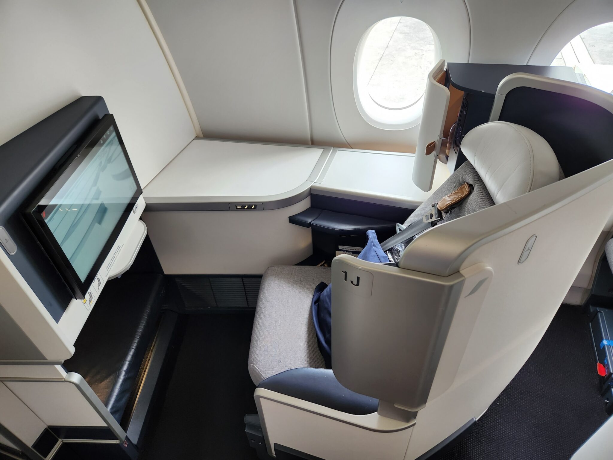 Randy飛行紀錄] Air France Business Class／CDG～DFW 法國航空商務艙／巴黎～達拉斯（Airbus  A350-900機型） | TripPlus