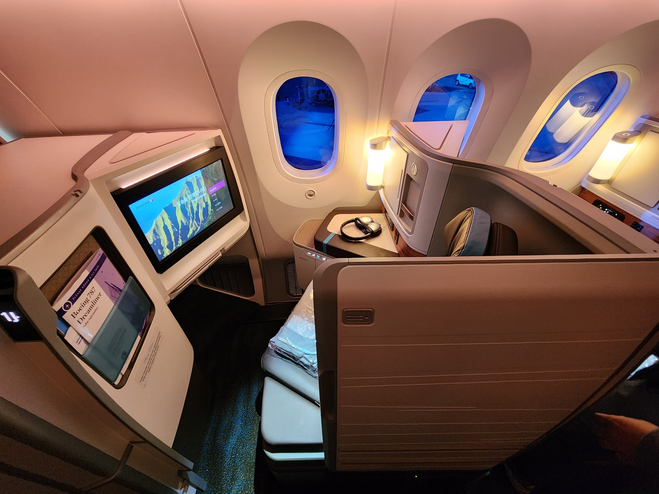 Randy飛行紀錄] Hawaiian Airlines First Class (Domestic)／SFO～HNL 夏威夷航空美國國內線頭等艙／舊金山～檀香山（Boeing  787機型） | TripPlus